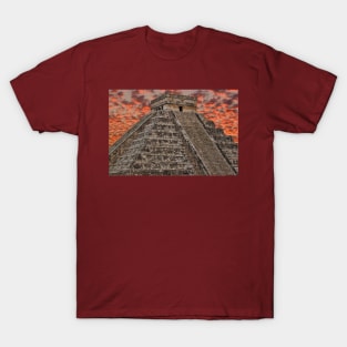 El Castillo. Chichen Itza. Mexico T-Shirt